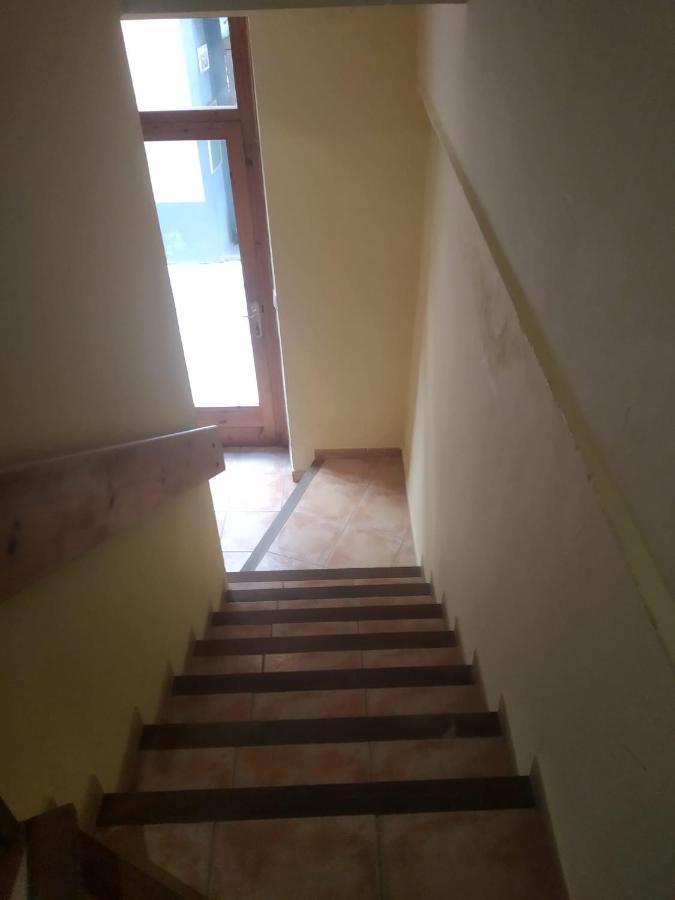Buhardilla Para Dos En Can Mingu Besalu Bagian luar foto